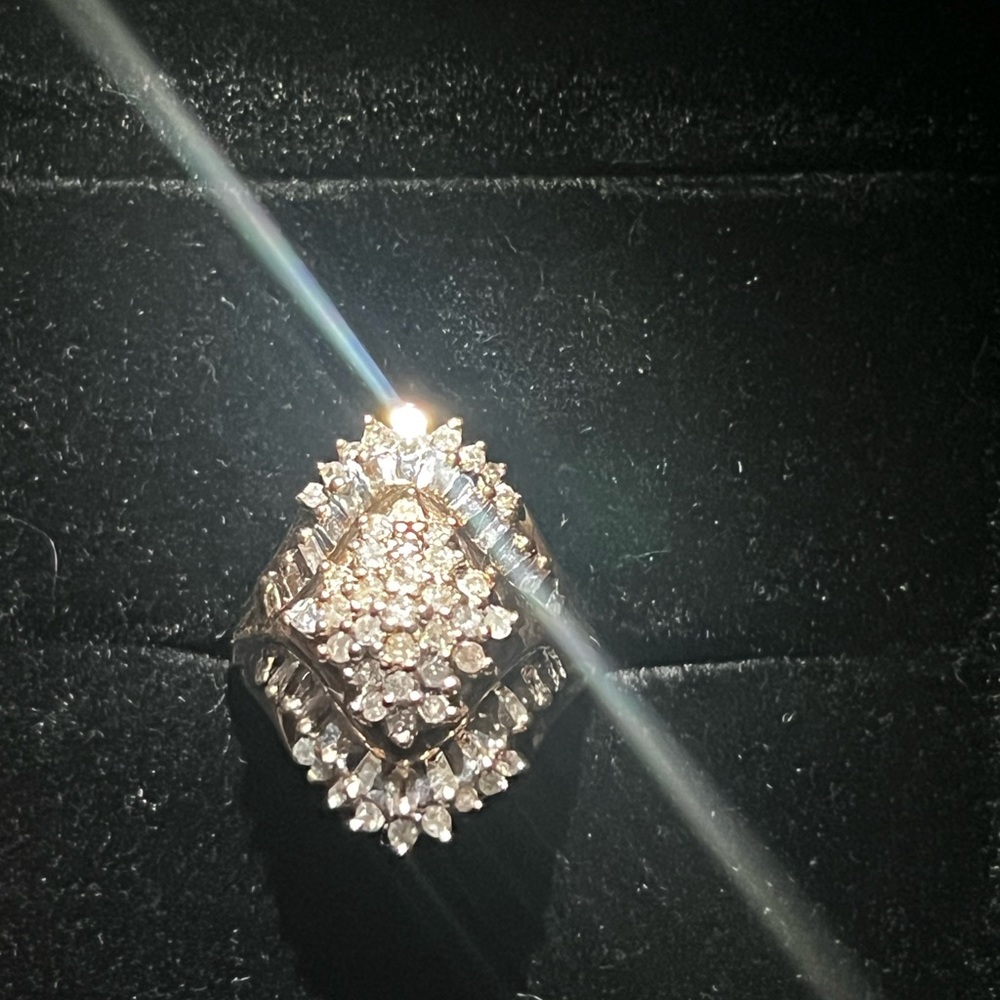 Vintage 10k diamond cocktail ring - Picture 6 of 12